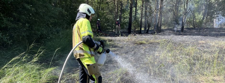 Wesenberger Feuerwehr hilft bei Brand in Neustrelitz