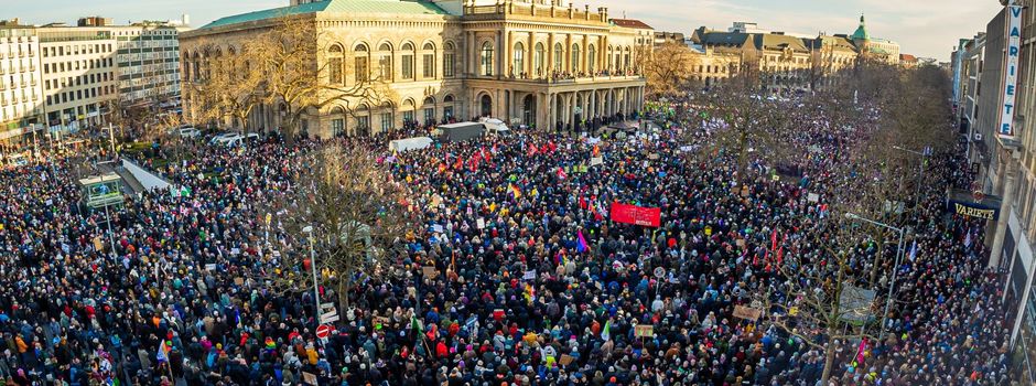 100.000 oder 350.000 Menschen? So wird bei Protesten gezählt