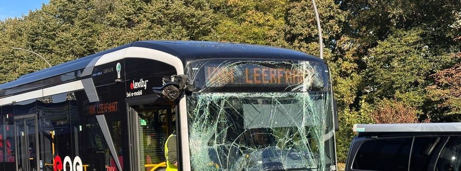 20 Menschen bei Busunfall in Hamburg verletzt - auch Kinder