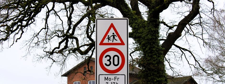 Für mehr Sicherheit: Tempo 30 ab heute auf der B202/Hauptstraße!