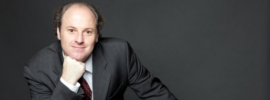 Oliver Kern spielt sämtliche 32 Klaviersonaten