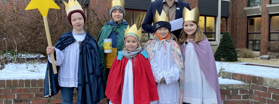 Sternsinger bringen Neujahrssegen ins Rathaus