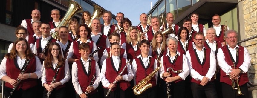 Festliche Klänge an sieben Stationen: Posaunenchor Dienheim stimmt auf Weihnachten ein