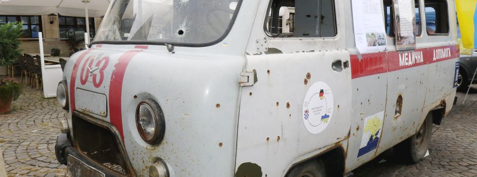 Mahnmal des russischen Terrors auf dem Rheidter Marktplatz ausgestellt