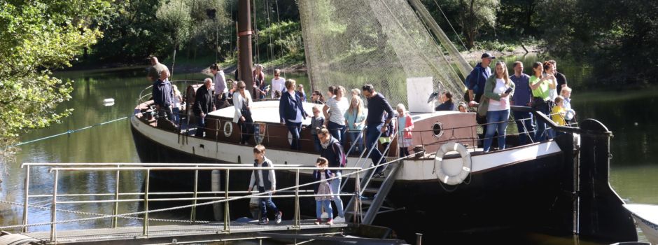 Schönes Fischerfest in und um das Fischereimuseum an der Sieg