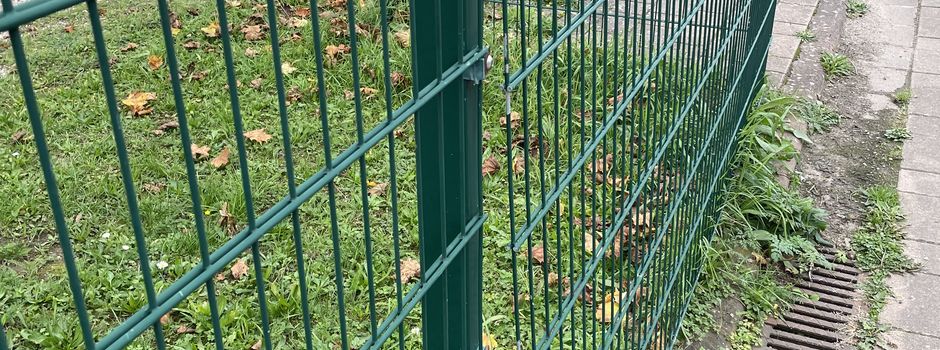 Vandalismus auf dem Spielplatz Rheinblickstraße  – Gemeinde bittet um Mithilfe