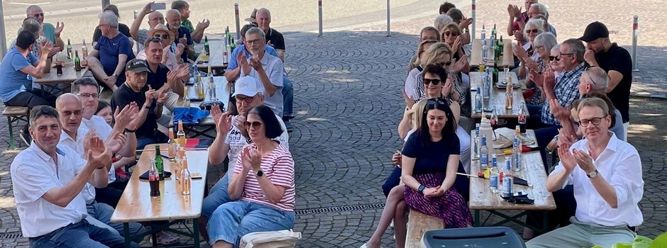 Demokratiefest zum 77. Geburtstag des Grundgesetzes