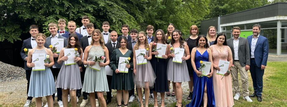 Von-Zumbusch-Gesamtschule: 103 Legenden der 10er Abschlussklassen verabschiedet