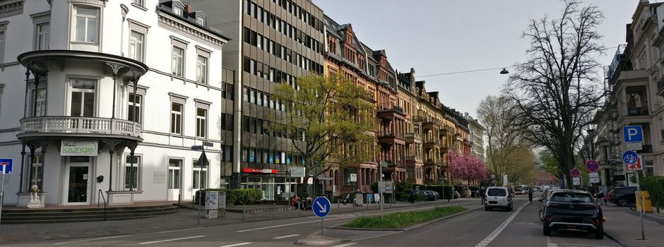 Drei Polizisten bei Einsatz in der Wiesbadener Bahnhofstraße verletzt