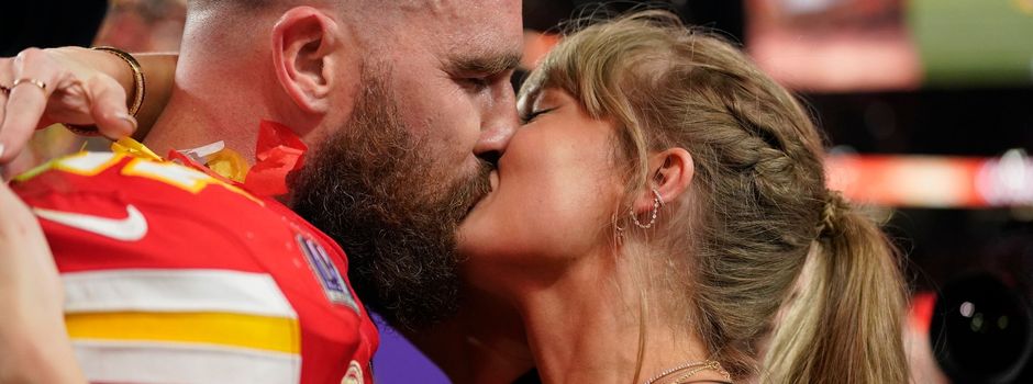 Swift im Fokus der Kameras: Siegerkuss für Freund Kelce