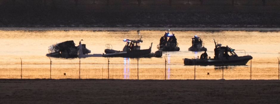 Behörde zu Absturz: Ermittlungen zu Ursache werden dauern