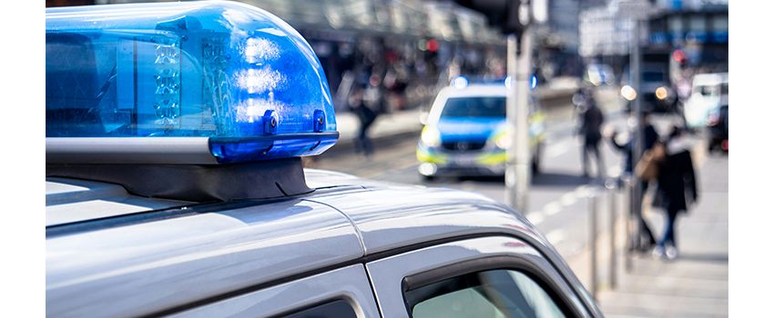 Tödlicher Unfall auf der K34: Radfahrerin stirbt nach Kollision mit Radlader