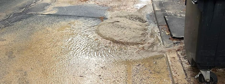 Weiterer Wasserrohrbruch in Wiesbaden: Straße gesperrt, Busse umgeleitet