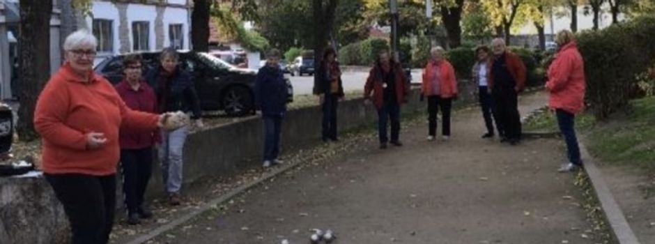 „Allez les boules" - in Guntersblum wird Boule gespielt