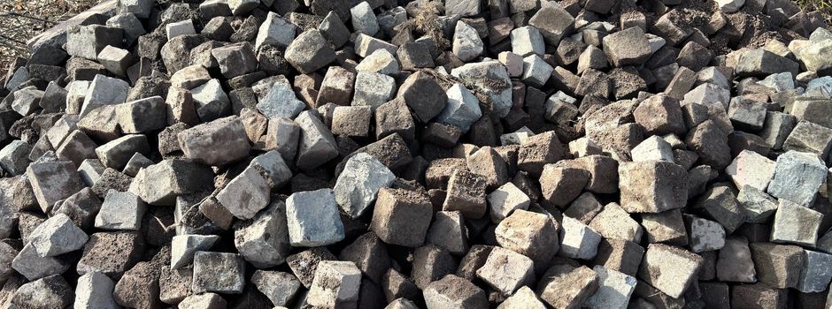 Basaltsteine abzugeben