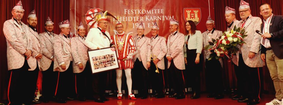 Sessionseröffnungsball und Prinzenproklamation in Rheidt