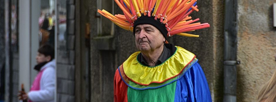 Rathaus-Erstürmungen und Festzüge: So startet der Karneval rund um Koblenz