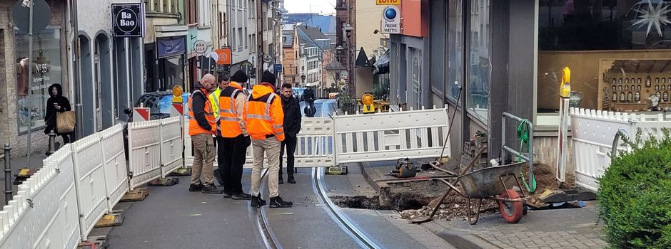 Nach Straßeneinbruch in Gaustraße: Mainzer ÖPNV massiv beeinträchtigt