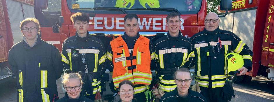 Caldener Einsatzkräfte beim Blaulichttag in Warburg-Rimbeck