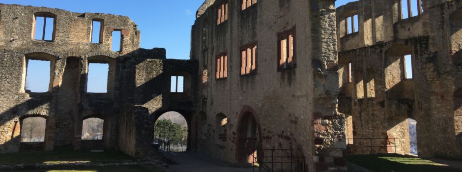 Kulturverein Guntersblum veranstaltet Rundgang durch die Burgruine Landskron in Oppenheim am 16. Juni