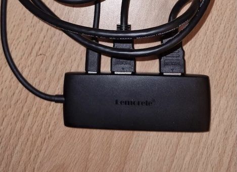 Fundsache: Kabel mit Adapter