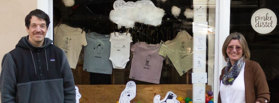 Pinke Distel unterstützt krebskranke Kinder mit besonderer T-Shirt-Kollektion