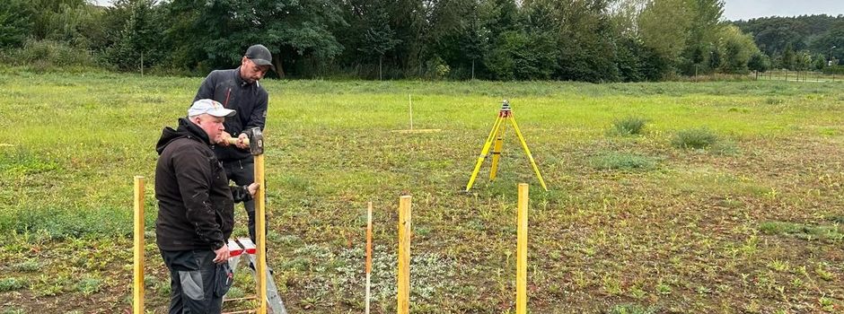Startschuss in aller Stille: Erstes Haus im Wesenberger Ferienpark zwischen Zühlensee und Woblitz entsteht
