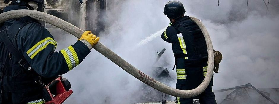 Größter Drohnenangriff auf Ukraine vor Trump-Putin-Telefonat