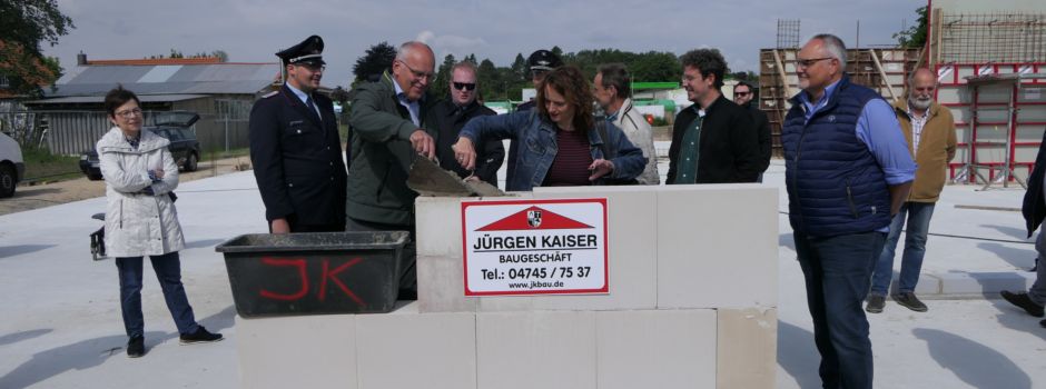 Grundsteinlegung für das neue Feuerwehrhaus