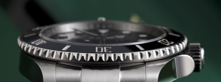 Einbrecher stehlen Uhren