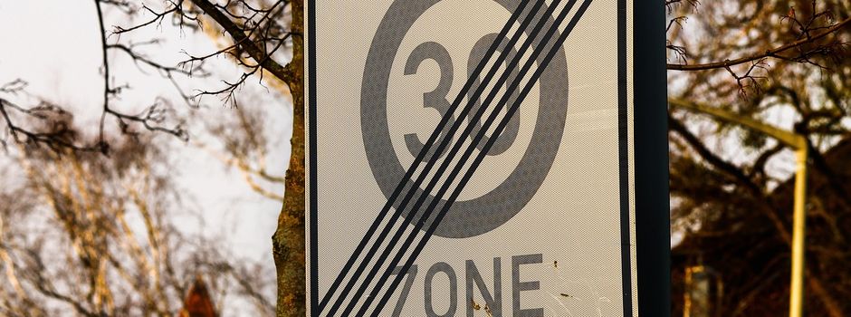 Die Straße "Am Teich" ist jetzt 30'er Zone