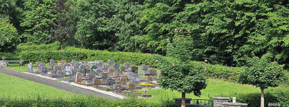 Einebnen von Gräbern