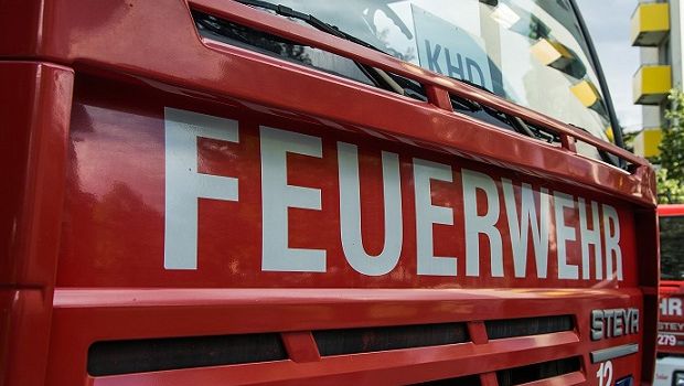 Brand von Strohballen und Weinreben in Oppenheim