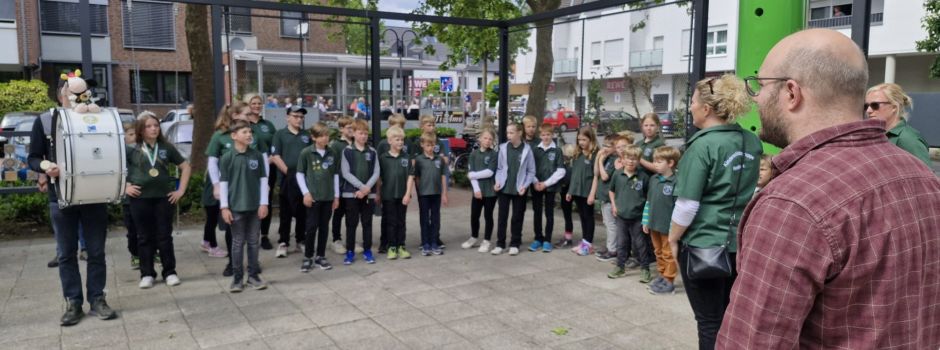 Ausmarsch der Kinderschützen der Schützengilde Herzebrock!