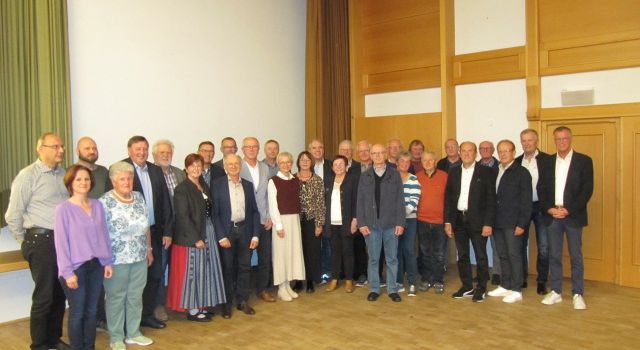 Stadt Hirschau zeichnet langjährig im Ehrenamt aktive aus