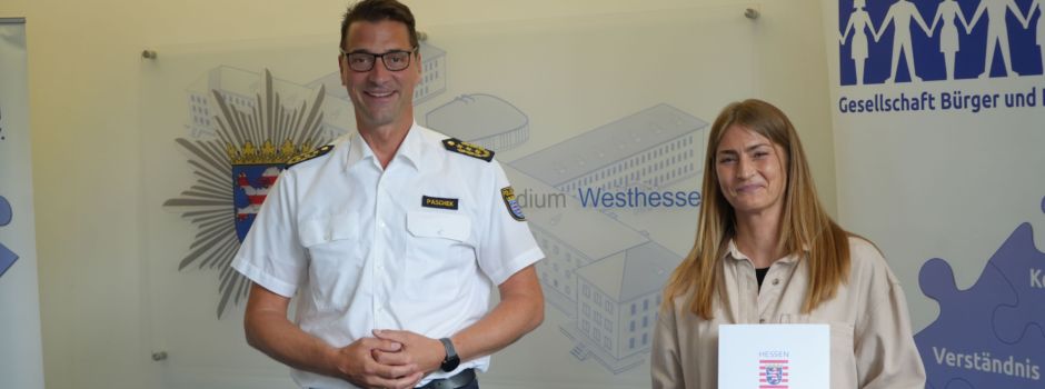 Sie retteten Leben: Wiesbadener Helden von Polizei ausgezeichnet