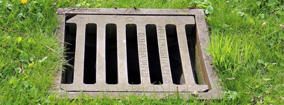 Überprüfung des Regenwasserkanals in Jerxheim-Bahnhof