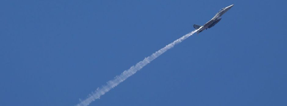 Aktivisten: Israel greift Syriens Militäranlagen massiv an