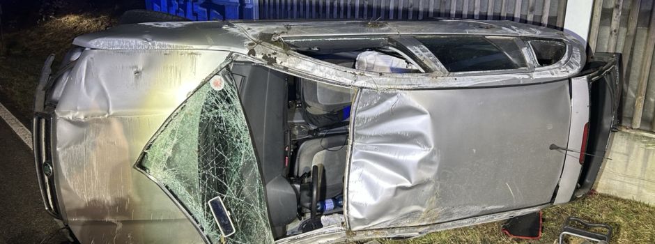 Betrunkener rast auf A60 bei Mainz in Schutzplanke und überschlägt sich