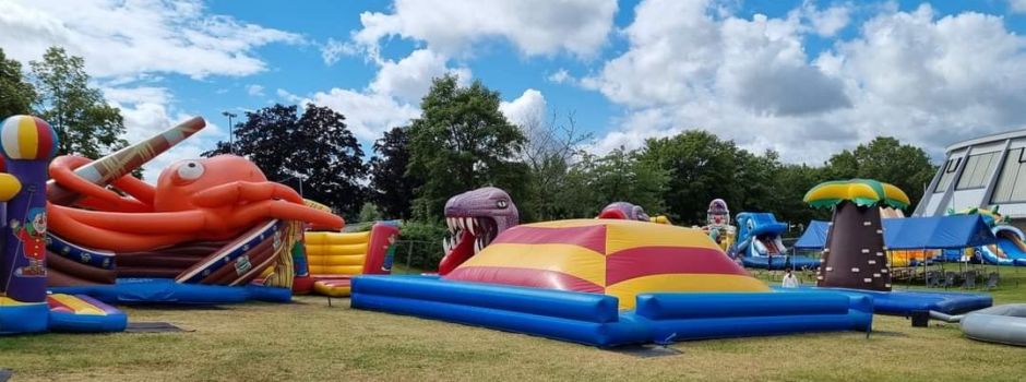 Kinderabenteuerland vor Äppelallee-Center in Wiesbaden