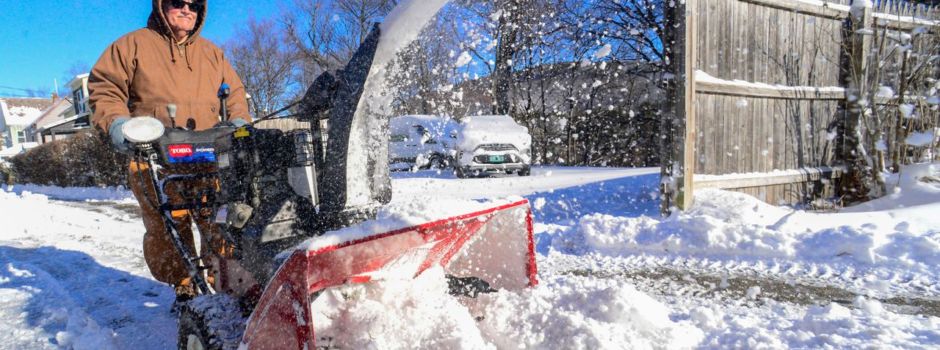 Neuer Wintersturm in den USA - Waldbrände an der Westküste