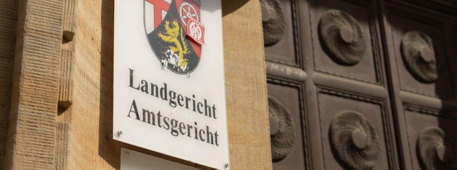 „Schnauze voll“ – Angeklagter schreit bei Gerichtsverhandlung in Mainz