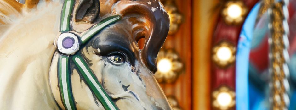 Buntes Jahrmarkt- und Live-Musik-Programm beim Herbst- und Pferdemarkt