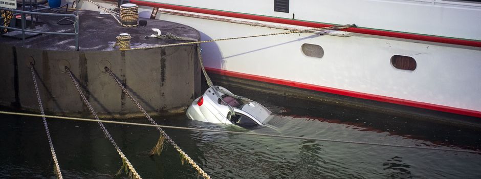 Kurioser Vorfall: Geisterauto rollt in den Rhein bei Mainz