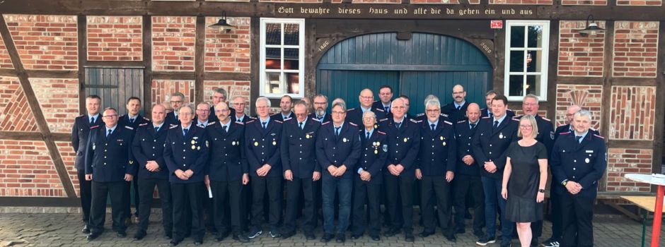 Ehrungen von Feuerwehrkameraden