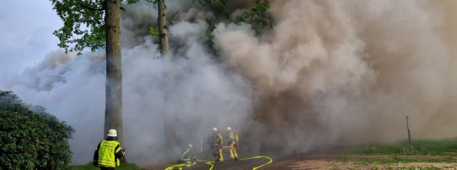 Person kommt bei Gebäudebrand in Bockhorn ums Leben
