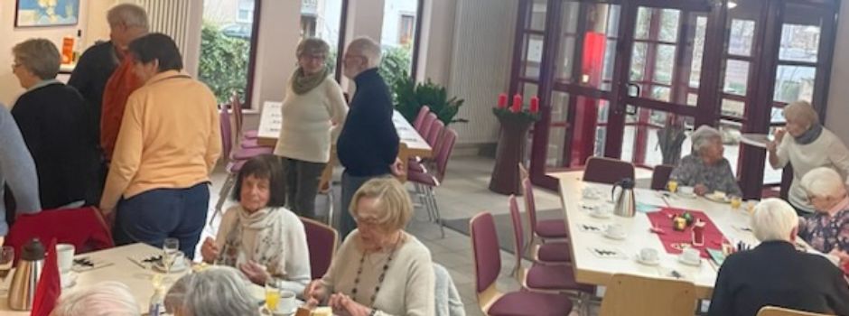 Café-Klatsch für Seniorinnen und Senioren