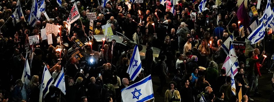 Tausende demonstrieren für Geiseln und gegen Netanjahu