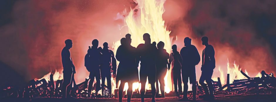 Viele Osterfeuer knistern im Heidekreis