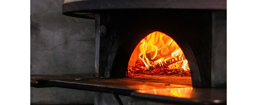 Nächster Abschied an der Rheinfront: Pizzeria „da Roberto“ schließt für immer